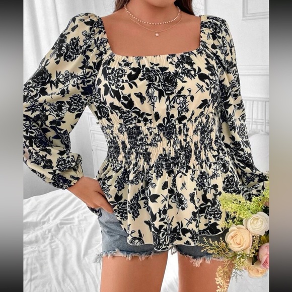 Boho black floral print square lantern sleeve blouse - Picture 2 of 15